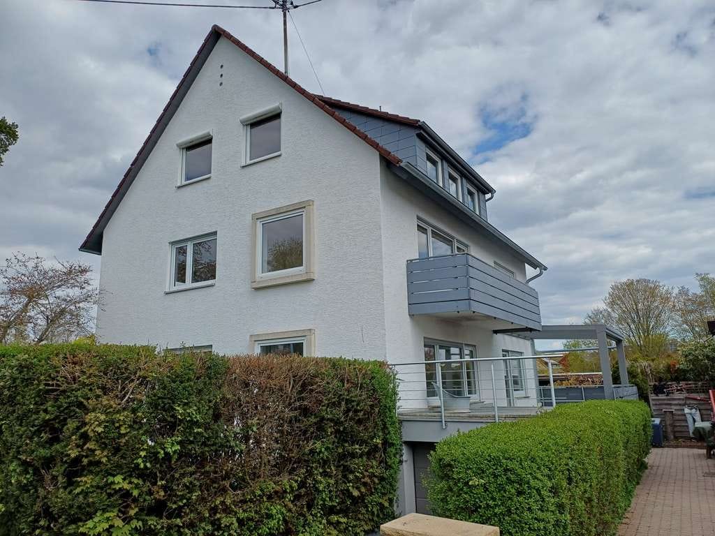 Immobilie in Hildrizhausen - Leerstehendes Mehrgenerationen 3 FH,  modernisiert mit 12 Zimmern/ PROVISIONSFREI von Privat - Bild 2