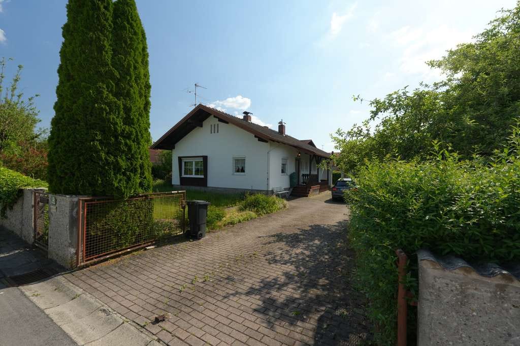 Immobilie in Kirchdorf am Inn - schönes Wohnhaus in ruhiger Siedlungslage - 788 - Bild 0