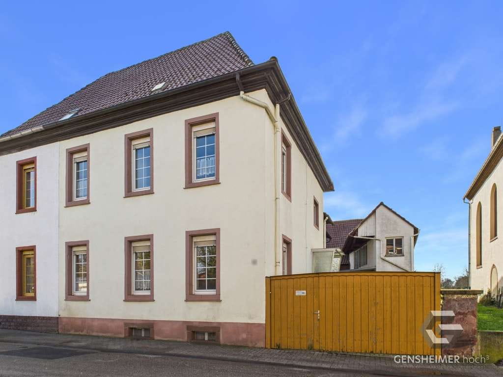 Immobilie in Gommersheim - Raum für Ideen: Wohnhaus mit Scheune, Nebengebäude und idyllischem Garten - Bild 0