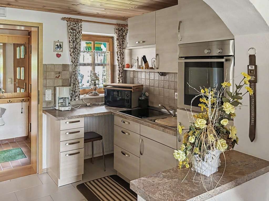 Immobilie in Thurmansbang - Thurmansbang: 1,5-Erdgeschosswohnung im Bay. Wald, voll eingerichtet, idyllischer Ausblick - Bild 2