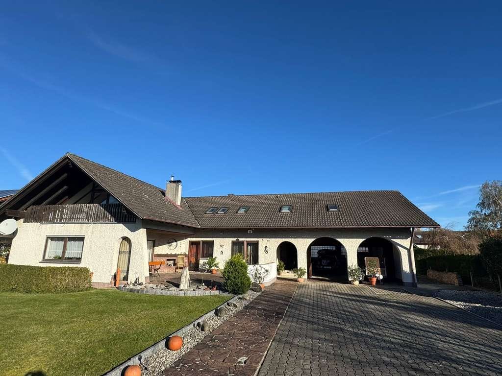 Immobilie in Klosterlechfeld - Sehr schönes großzügiges Haus in Klosterlechfeld - Top Lage - Bild 1
