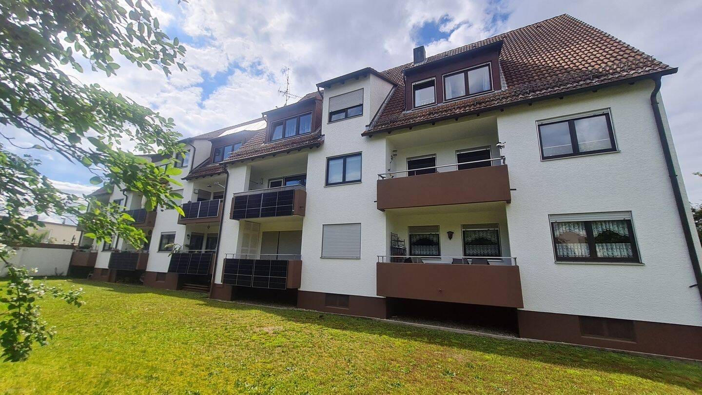 Immobilie in Rednitzhembach - Solide KAPITALANLAGE mit 4,5% - 3 Zimmer Dachgeschoss-Wohnung - 91126 REDNITZHEMBACH - Bild 2