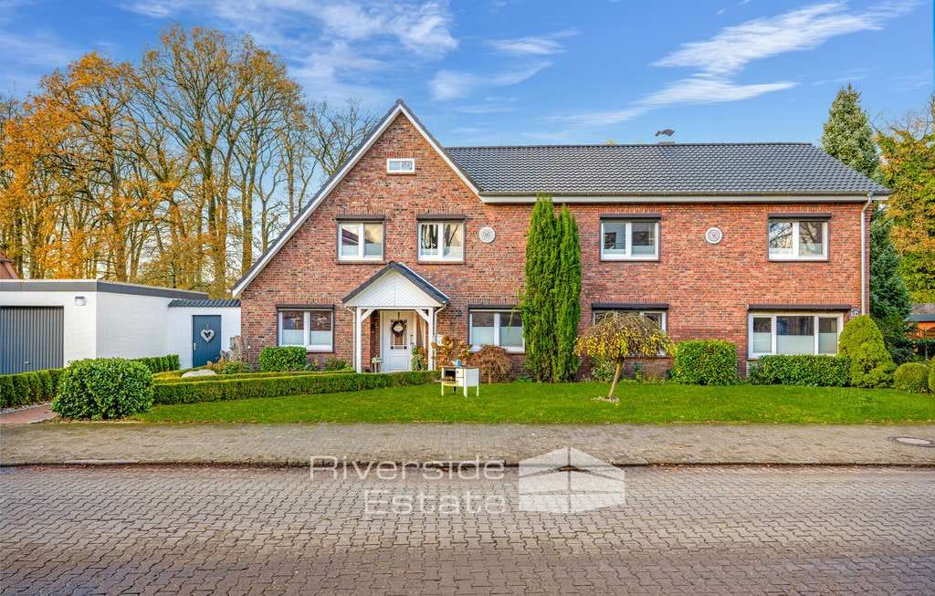 Immobilie in Lauenbrück - Mehrfamilienhaus mit großem Garten und vielseitigen Optionen – ideal fürs Mehrgenerationenwohnen - Bild 2