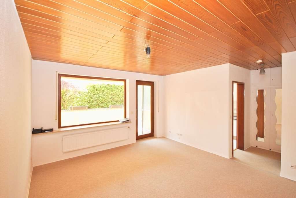 Immobilie in Lahnstein - Gemütliche Souterrain Whg. mit großer überdachter Terrasse und Carportstellplatz in Niederlahnstein - Bild 1