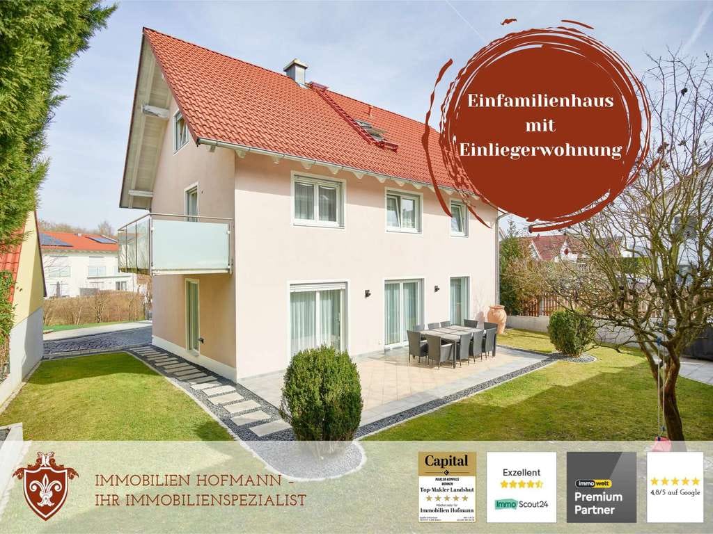 Immobilie in Kumhausen - !! Wunderschönes Einfamilienhaus mit Einliegerwohnung in Ruhiger Siedlungslage nahe Landshut !! - Bild 0