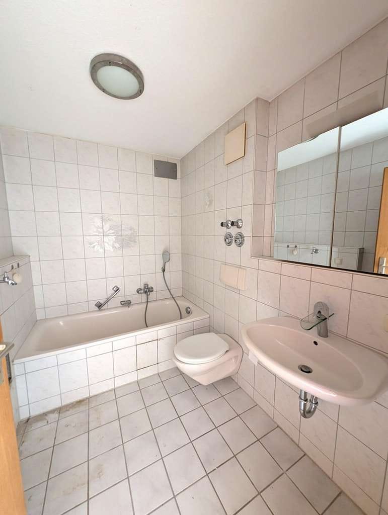 Immobilie in Lauben - Freie & ansprechende DG-Wohnung I 2 Balkone I TG Stellplatz + Außenstellplätze I 3 Zimmer - Bild 1