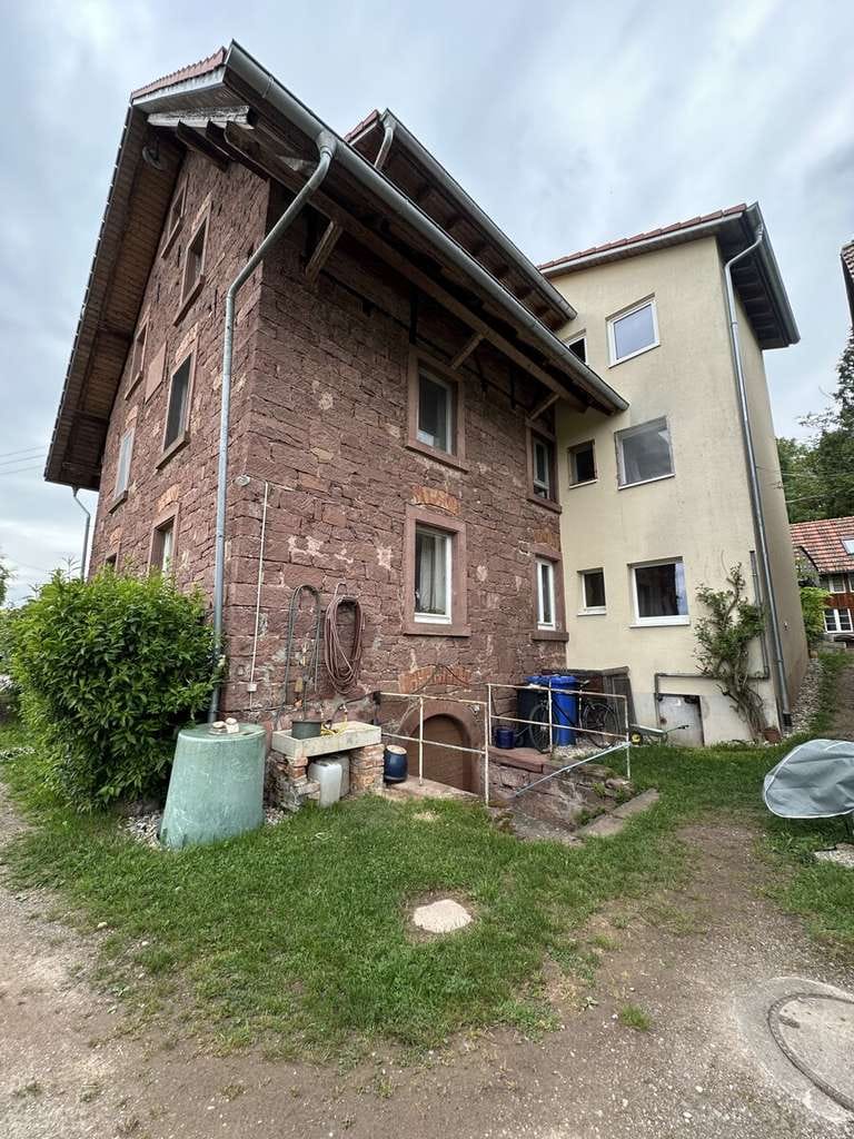 Immobilie in Freiamt - Bieterverfahren: Vermietete 4-Zi-Erdgeschosswohnung mit Terrasse und Grundstücksanteil in Freiamt - Bild 2