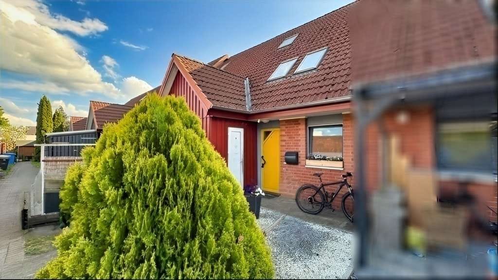 Immobilie in Blowatz - Wohnen wie im eigenen Haus mit Garten - Bild 1