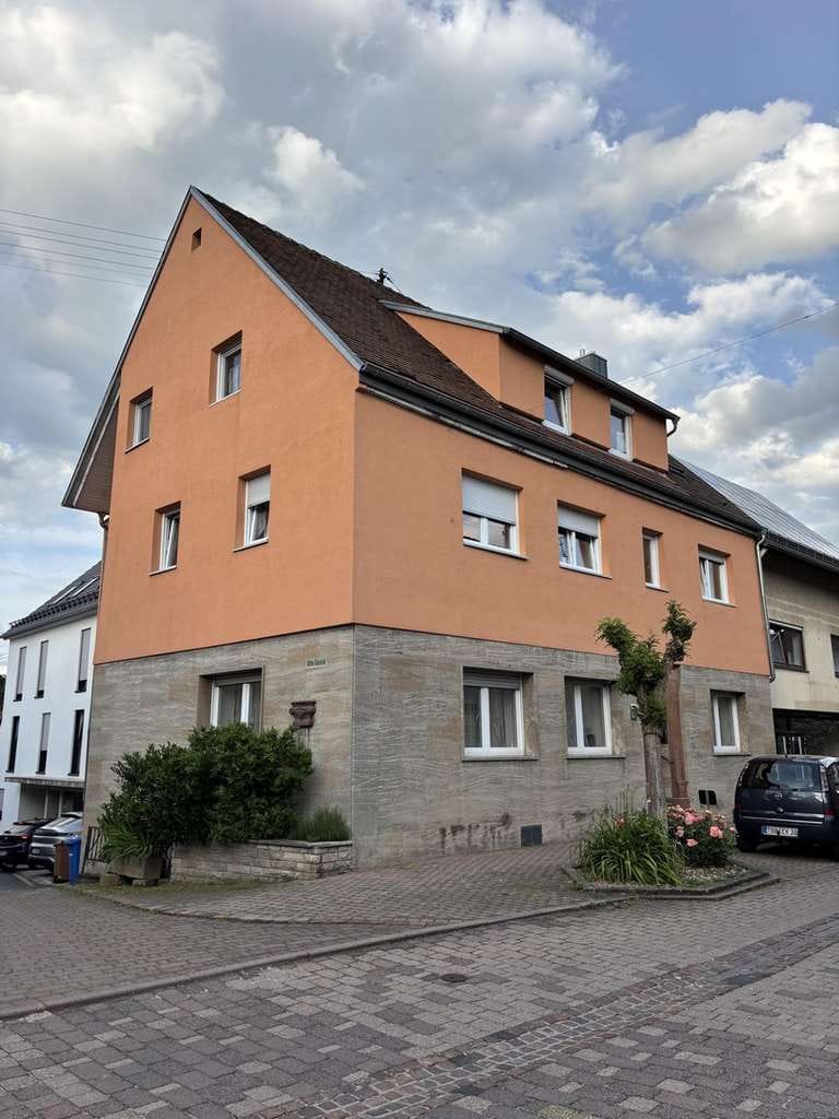 Immobilie in Külsheim - Ehemaliges Gasthaus mit viel Potenzial - Wohn- und Gewerbeimmobilie in 97900 Külsheim - Bild 0
