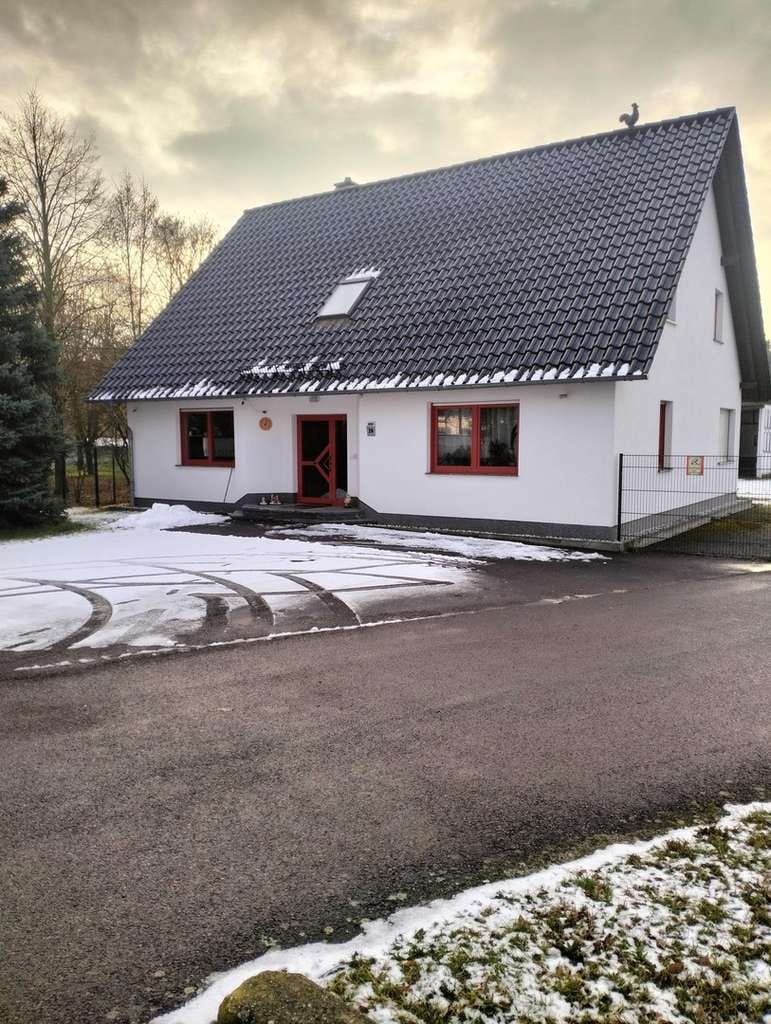 Immobilie in Colbitz - freistehendes Einfamilienhaus mit großzügigen Nebengelass und GS - Bild 0