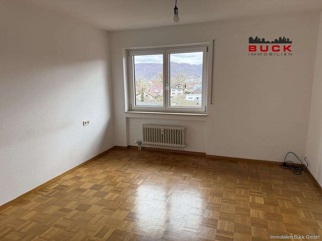 Immobilie in Geislingen an der Steige - Helle und gut geschnittene 2-Zimmerwohnung mit Balkon und TG-Stellplatz zum Kauf gesucht? - Bild 4