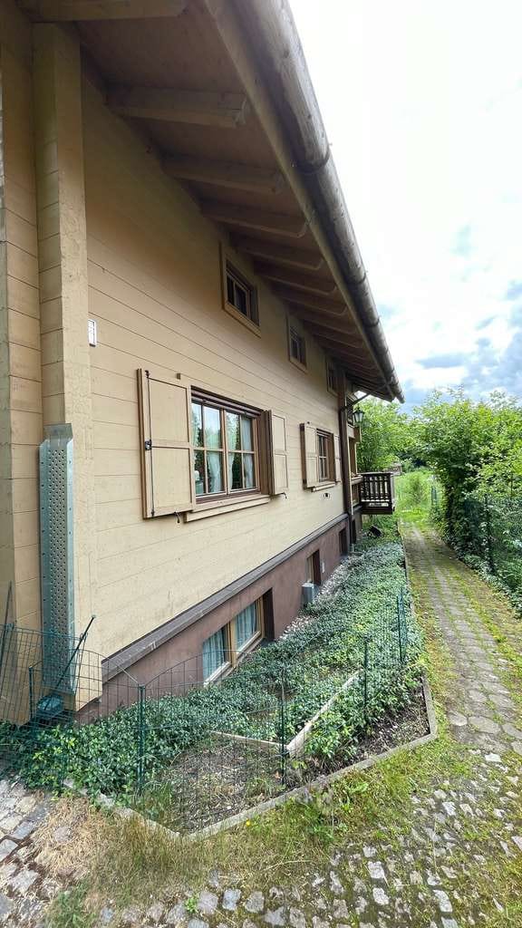 Immobilie in Tutzing - Einmalige Gelegenheit in Tutzing*Wohn- und Nutzfläche 250m² und riesiger Garten* - Bild 2