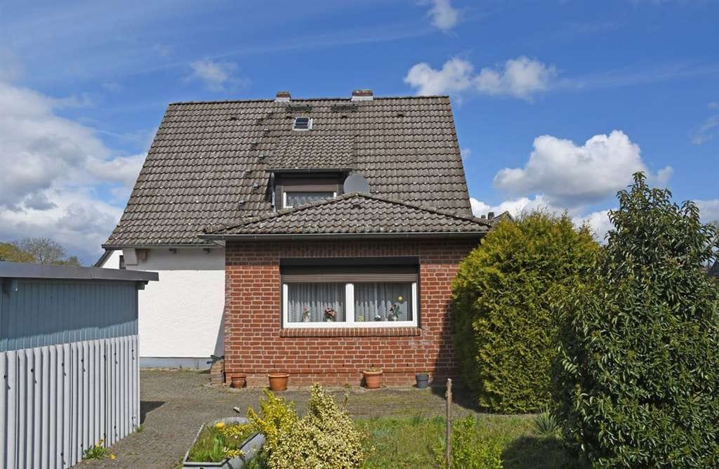 Immobilie in Hittbergen - . . . Ein-Zweifamilienhaus vielseitig nutzbar . . . - Bild 2