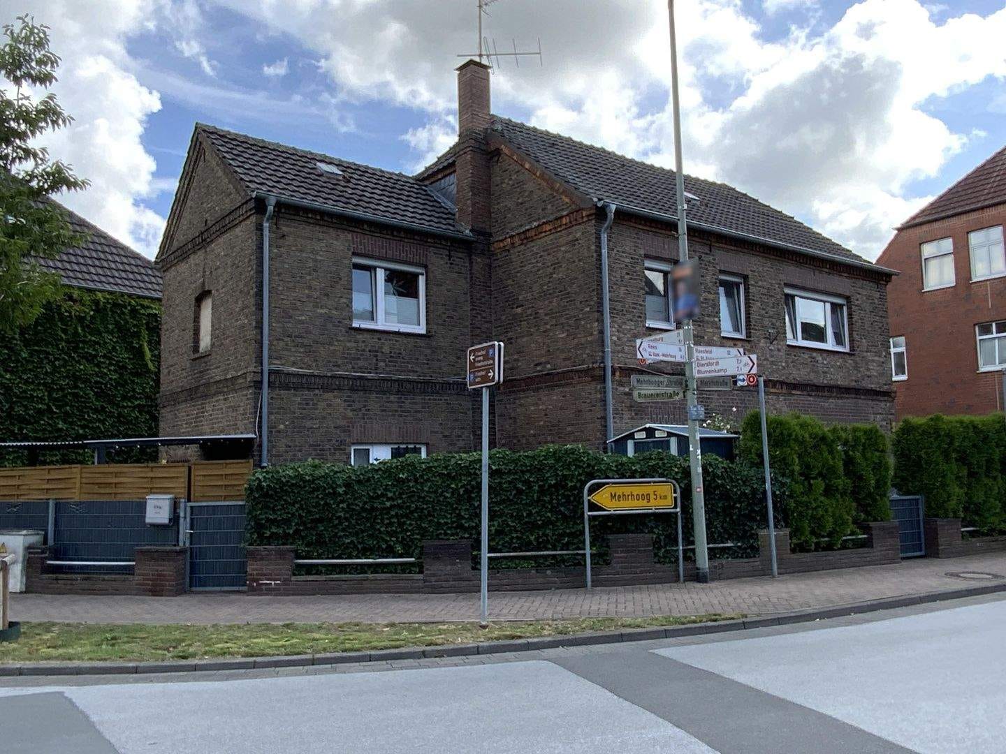 Immobilie in Hamminkeln - Zweifamilienhaus im Stadtkern von Hamminkeln - Bild 0