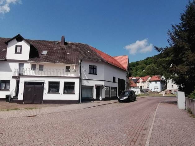 Immobilie in Philippsthal - Wohn sowie Geschäftshaus Scheune Schmiede Nebengebäude uvm - Bild 2