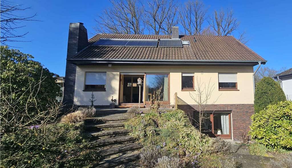 Immobilie in Ahausen - Einfamilienhaus mit Fußbodenheizung und Sauna in ruhiger Lage von Ahausen zu verkaufen - Bild 0