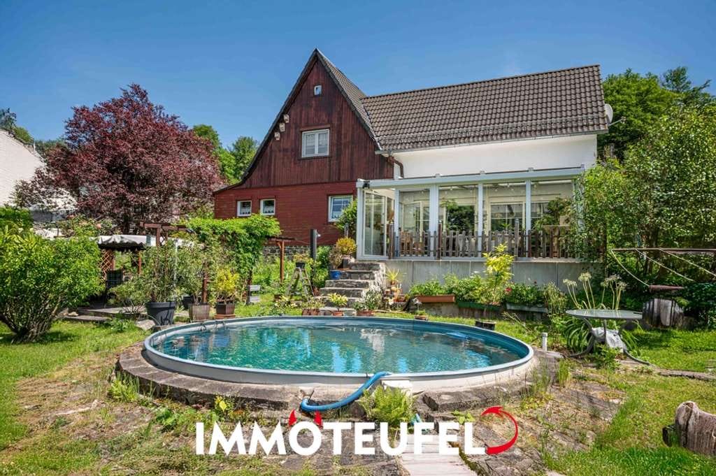 Immobilie in Augustusburg - Ein Zuhause zum Großwerden – modernes Familienhaus mit traumhaftem Gartenparadies in Erdmannsdorf - Bild 0