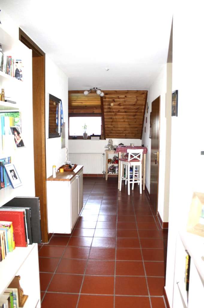 Immobilie in Holzgerlingen - Sonnige und wunderschöne Maisonettenwohnung mit Süd Terrasse - Bild 4