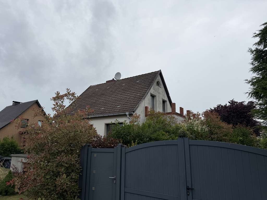 Immobilie in Leezen - Sanierungsbedürftiges Einfamilienhaus mit viel Potenzial - Bild 1