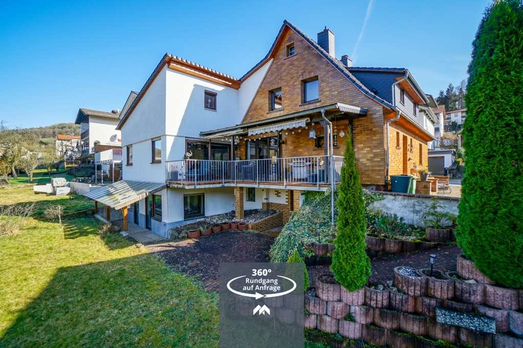 Immobilie in Wald-Michelbach - Zweifamilienhaus mit Einliegerwohnung in zentraler Lage! - Bild 0