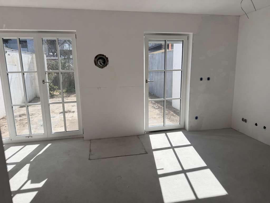 Immobilie in Grasbrunn - Energetisch kernsaniertes Reihenmittelhaus mit großen Garten nahe Natur- perfekt für Familien  - Bild 4