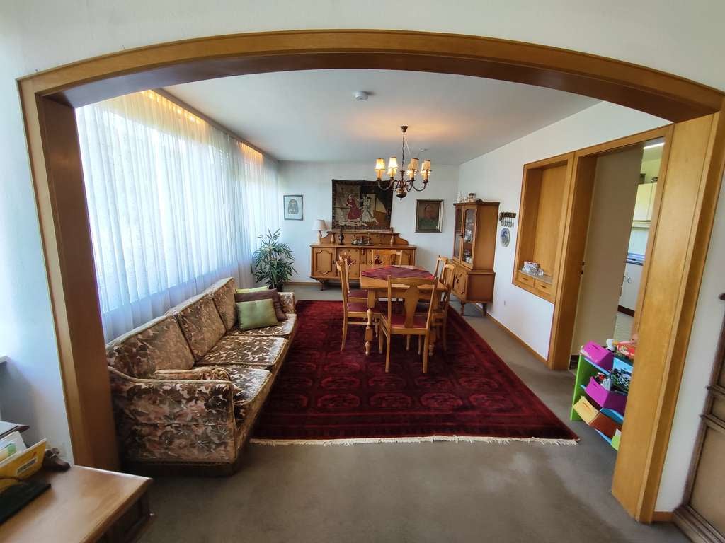 Immobilie in Weißbach - Tolles Wohnhaus inkl. Einliegerwhg., Privatsphäre & viel Platz–Wohnen in Sackgassenlage v. Weißbach - Bild 3