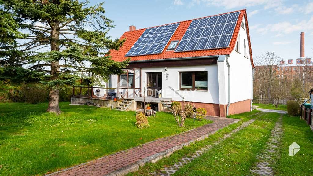 Immobilie in Borna - Wohnen mit Gartenidylle – freistehendes EFH mit Wellnessbad & großzügigem Raumangebot in Seenähe - Bild 2