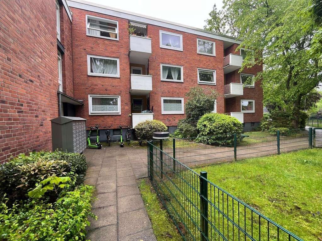 Immobilie in Hamburg - Vermietete 2-Zimmerwohnung mit Balkon auf Erbpacht in Hamburg-Öjendorf - Bild 1