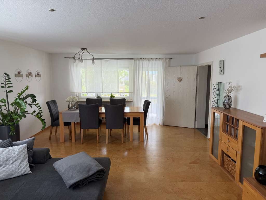 Immobilie in Schönaich - Ankommen, einziehen, wohlfühlen – großzügige Familienwohnung in Schönaich - Bild 2