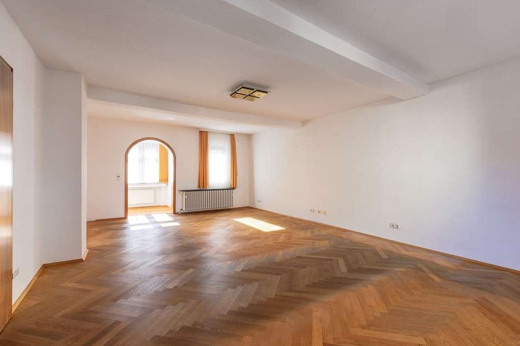 Immobilie in Lollar - Wohnhaus mit Charakter auf historischer Hofreite in Lollar - Bild 2