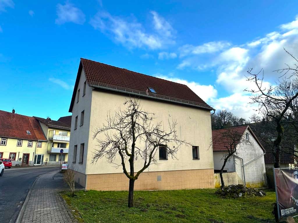 Immobilie in Lobbach - GLOBAL INVEST SINSHEIM | Einfamilien- oder Dreifamilienhaus mit Lagerhalle in Waldwimmersbach - Bild 2