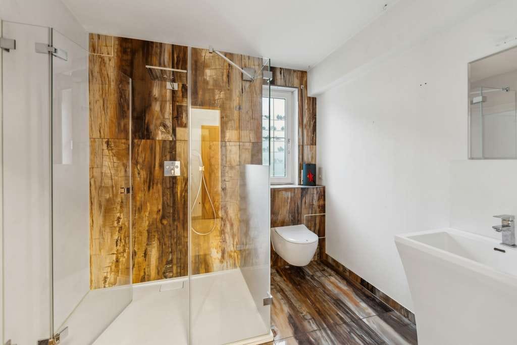 Immobilie in Muhr am See - Erdgeschosswohnung mit Wintergarten und Terrasse - Bild 1