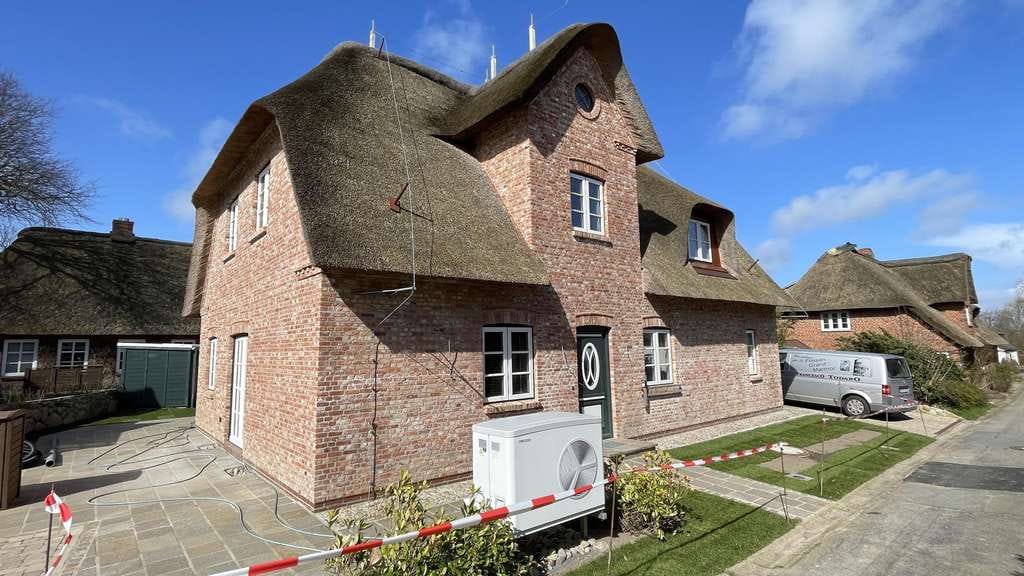 Immobilie in Oevenum - Doppelhaus mit einer genehmigten Ferienwohnung - Bild 2
