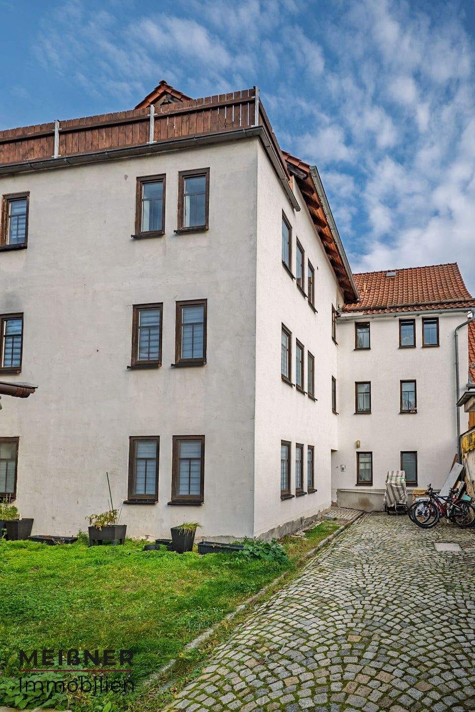 Immobilie in Stadtilm - Attraktive Mehrfamilienhaus im Herzen von Stadtilm - Bild 1