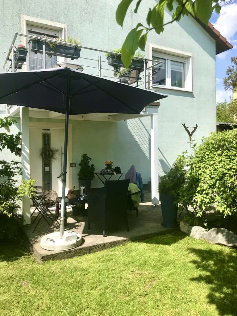 Immobilie in Poppenhausen - Zweifamilienhaus, gepflegt, renoviert, gehoben  - Bild 0