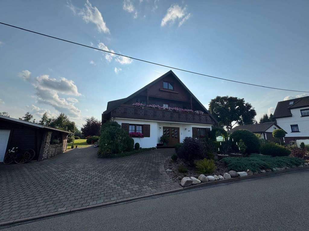 Immobilie in Stützengrün - Tolles Anwesen mit großen Grundstück und Pool! - Bild 3
