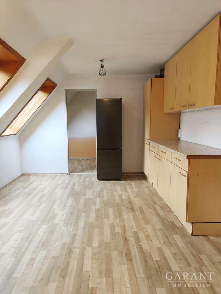 Immobilie in Sulz am Neckar - Viel Platz auf zwei Ebenen: Dachgeschoss-Wohnung mit Studio in Sulz am Neckar - Bild 4