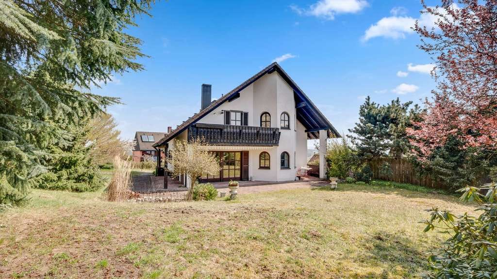 Immobilie in Heinersreuth - Sofort Bezugsfertig! Modernisiertes EFH mit traumhaftem Grundstück in familiärer Lage - Bild 1