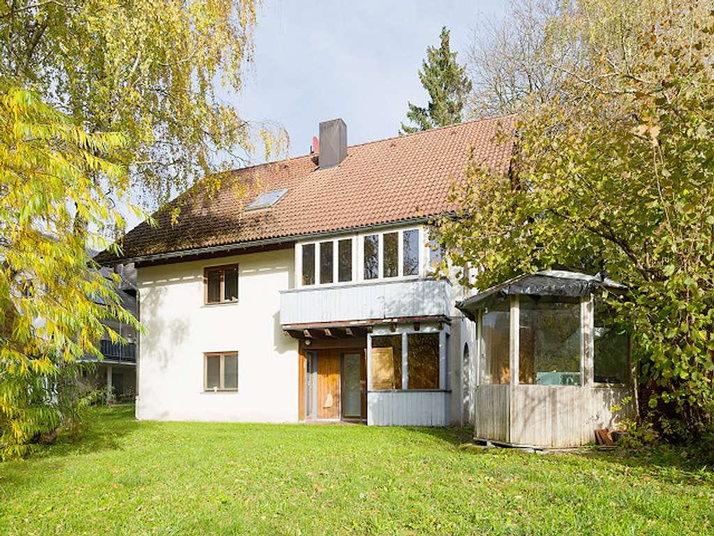 Immobilie in Wangen im Allgäu - Naturnah * Bezugsfrei * Individuell - Einfamilienhaus mit Einliegerwohnung - Teilort von Wangen  - Bild 1