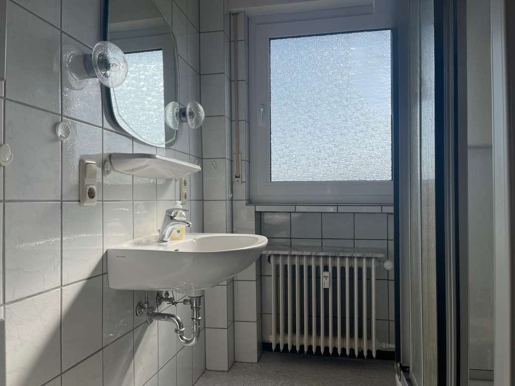 Immobilie in Balve - Vielseitiges Zweifamilienhaus in idyllischer Wohnlage von Balve - Bild 1