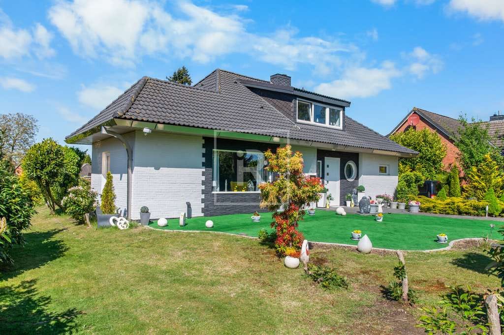 Immobilie in Vaale - Solides Einfamilienhaus mit großem Grundstück und zusätzlichem Bauplatzpotenzial in Vaale - Bild 1