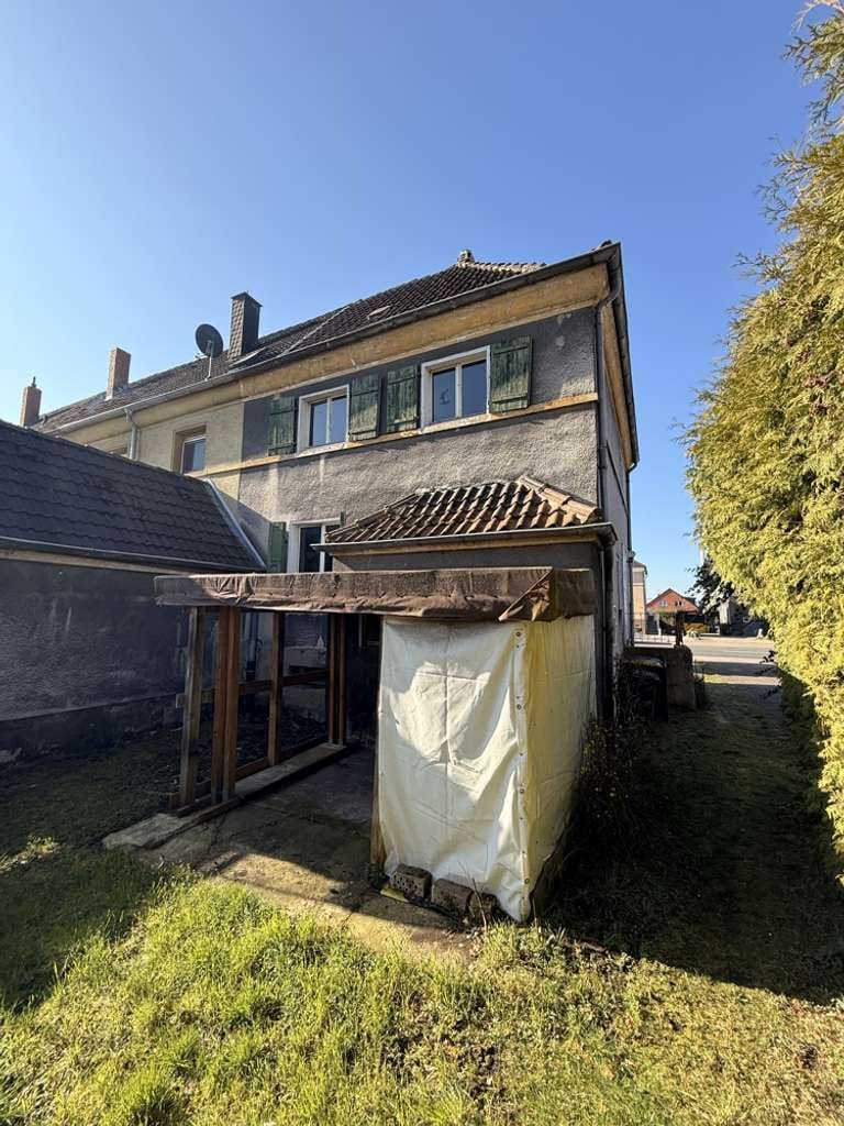 Immobilie in Bergkamen - Reihenhaushälfte mit großem Garten nahe Marina Rünthe sucht Handwerker! - Bild 2