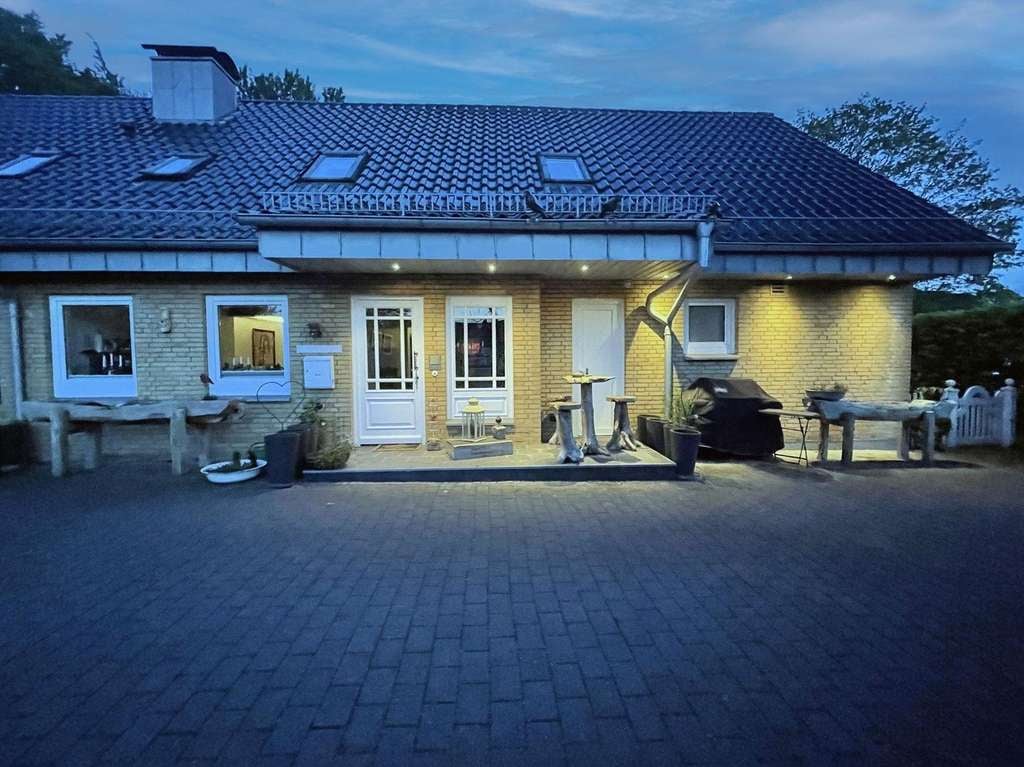 Immobilie in Harrislee - Großes Haus in Harrislee, nahe der dänischen Grenze/Stor villa til salg i Harreslev - Bild 0
