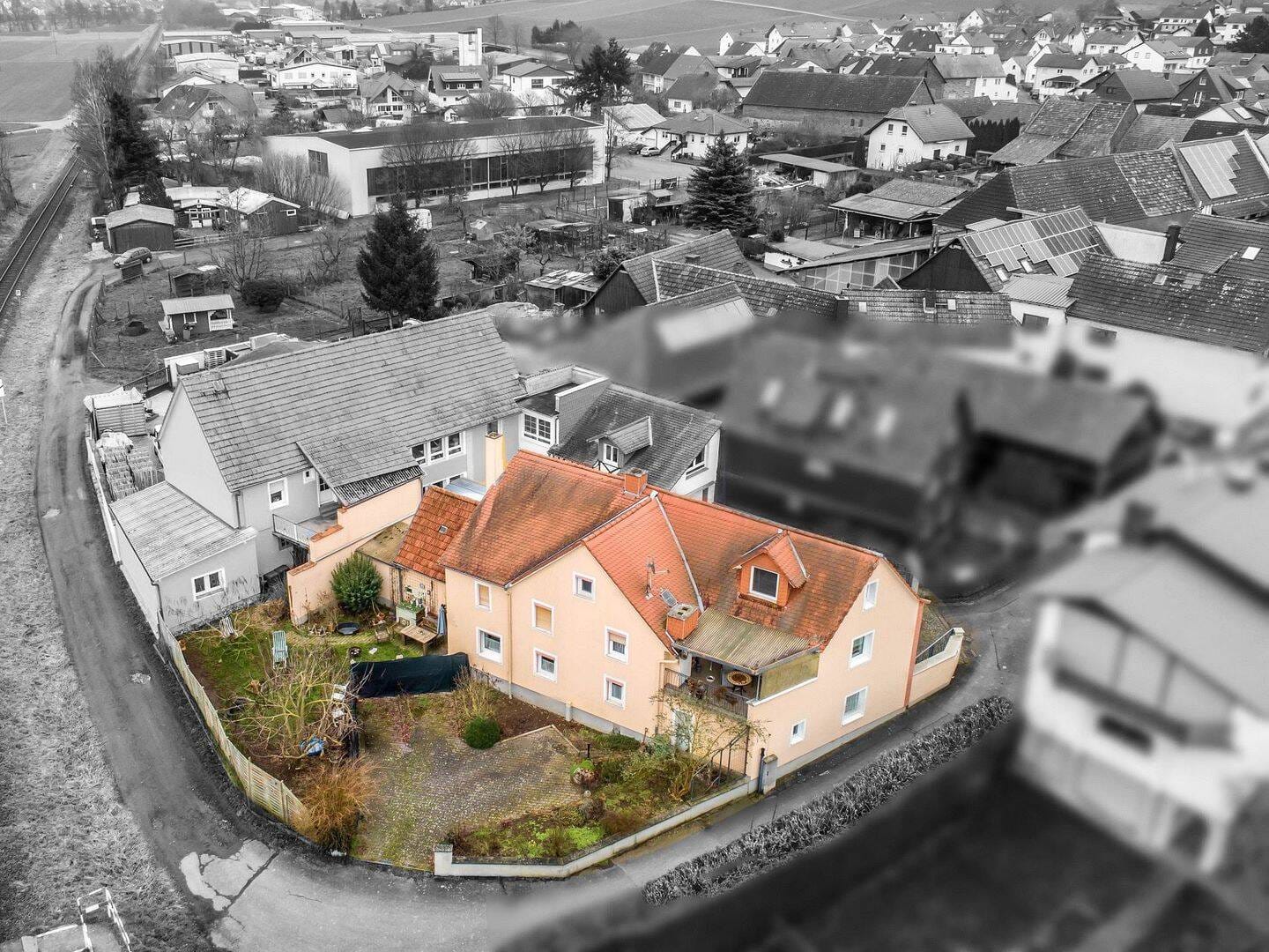 Immobilie in Glauburg - Fachwerkhaus mit zwei Wohneinheiten in Glauburg - Bild 0