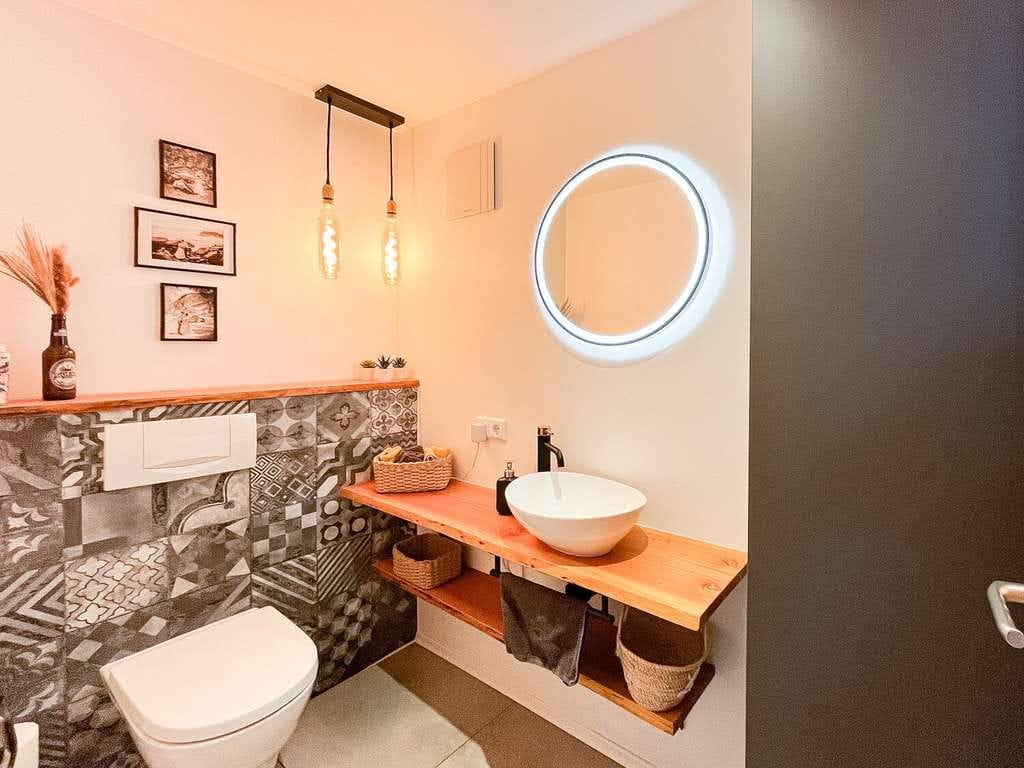 Immobilie in Wannweil - Lichtdurchflutete DG-Maisonette-Wohnung | 6 Zi. | 129 m² | Garage | Balkon| Wannweil - Bild 3