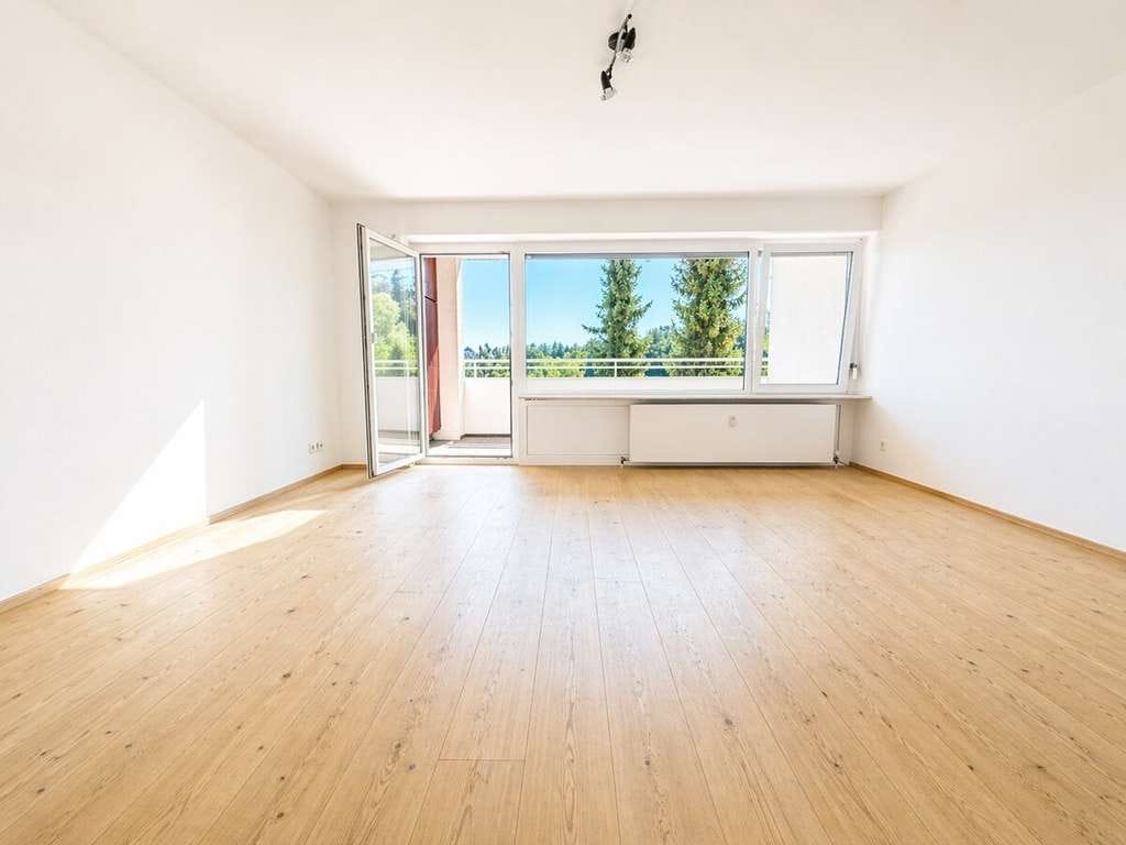 Immobilie in Leinfelden-Echterdingen - **Helle 3-Zi.-Wohnung mit Balkon - viel Potenzial zur individuellen Gestaltung** - Bild 0