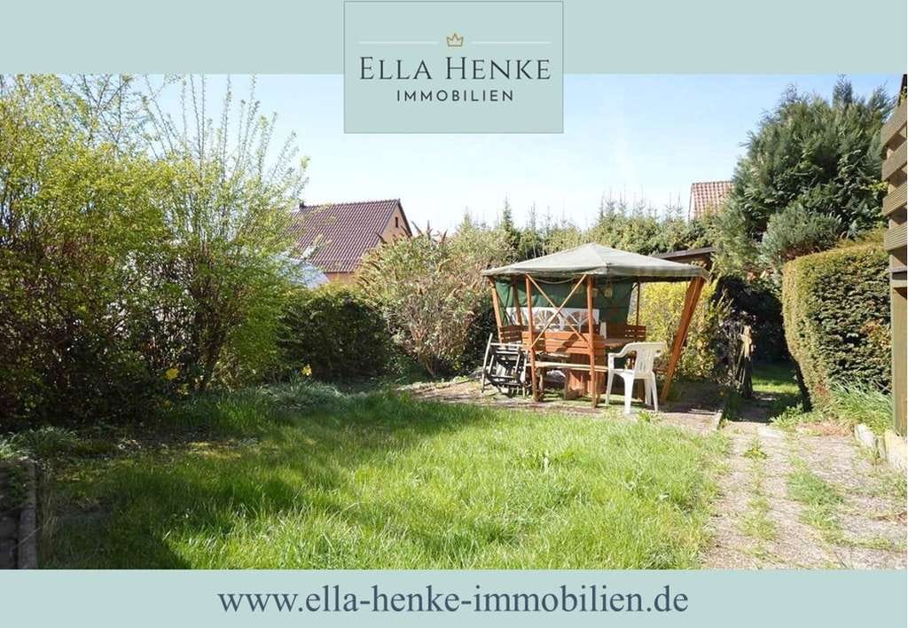 Immobilie in Börßum - Mit Garten! Großzügige Hochparterre-Wohnung zum Modernisieren mit eigenem Gartenanteil. - Bild 0