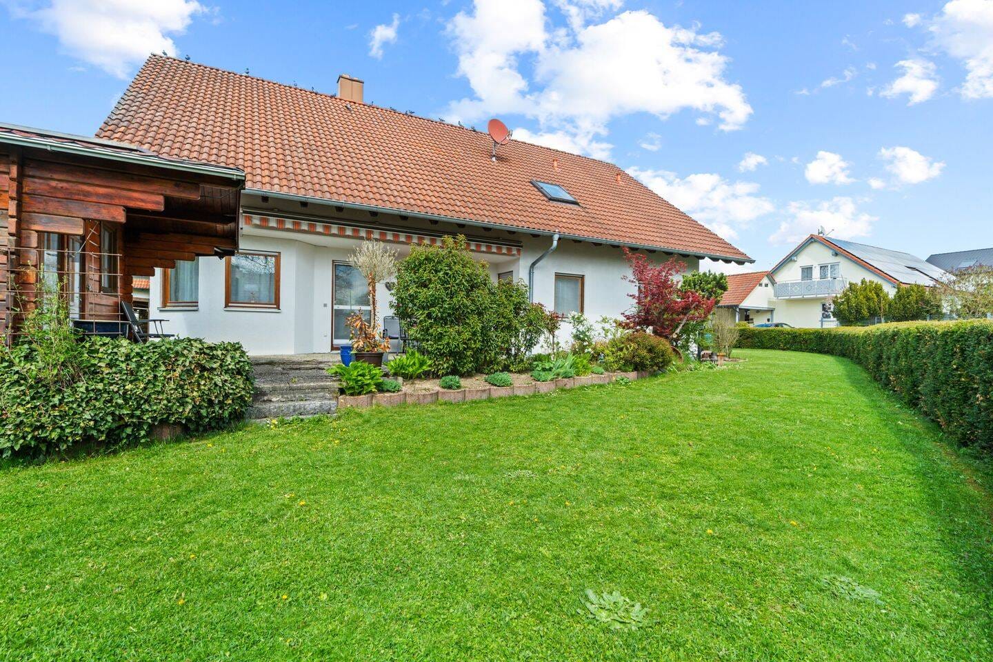Immobilie in Aulendorf - Attraktives 2-Familienhaus in Aulendorf-Zollenreute  - bezugsfrei mit Entwicklungspotenzial - Bild 4