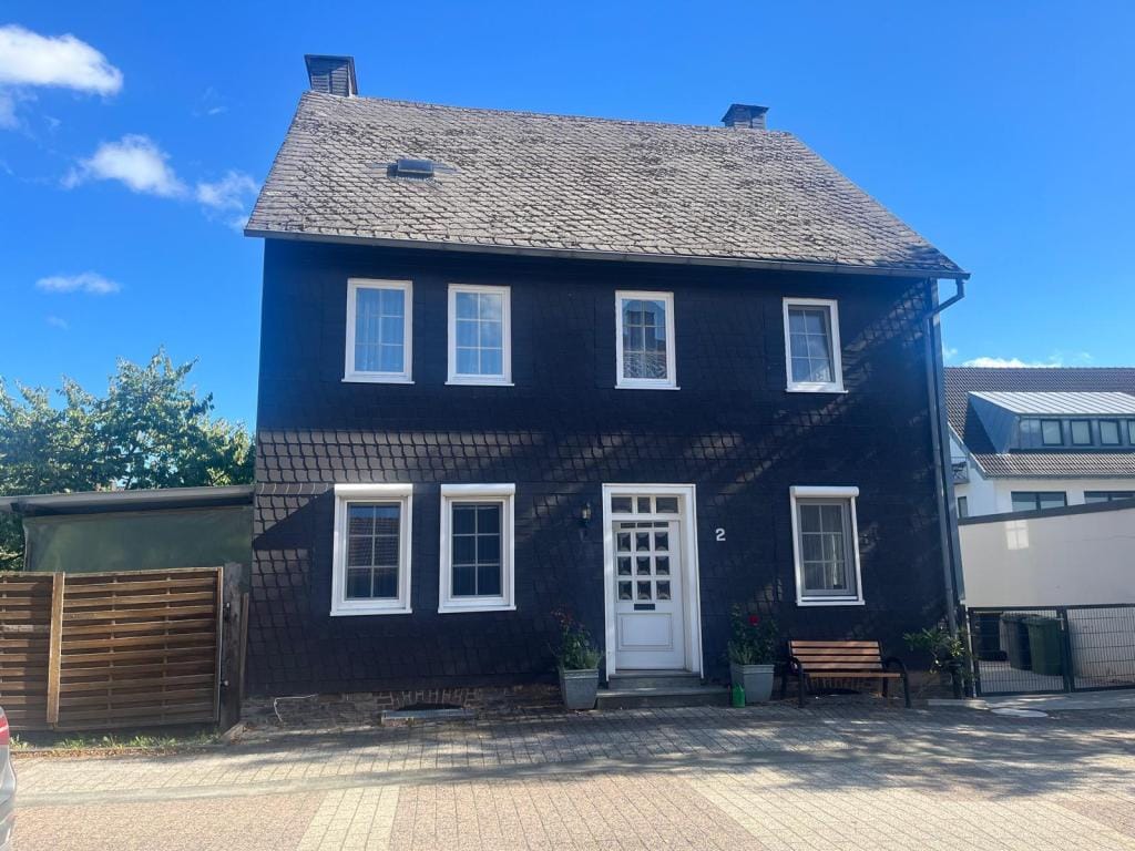 Immobilie in Medebach - Einfamilienhaus freistehend in Medebach - Bild 1