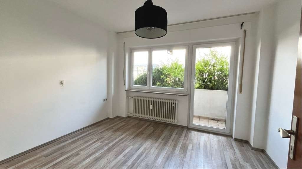 Immobilie in Marbach am Neckar - Bezugsfreie 2,5-Zimmer-Wohnung in ruhiger Lage! - Bild 3